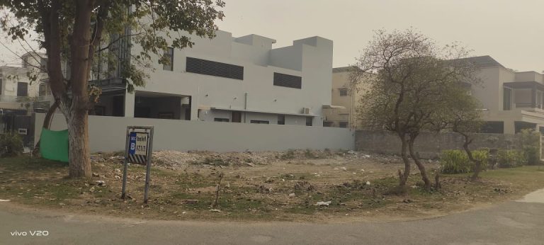 1 Kanal Corner Plot for Sale – B 72